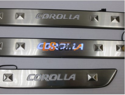 Накладки на пороги светящиеся Toyota Corolla 2006-2010